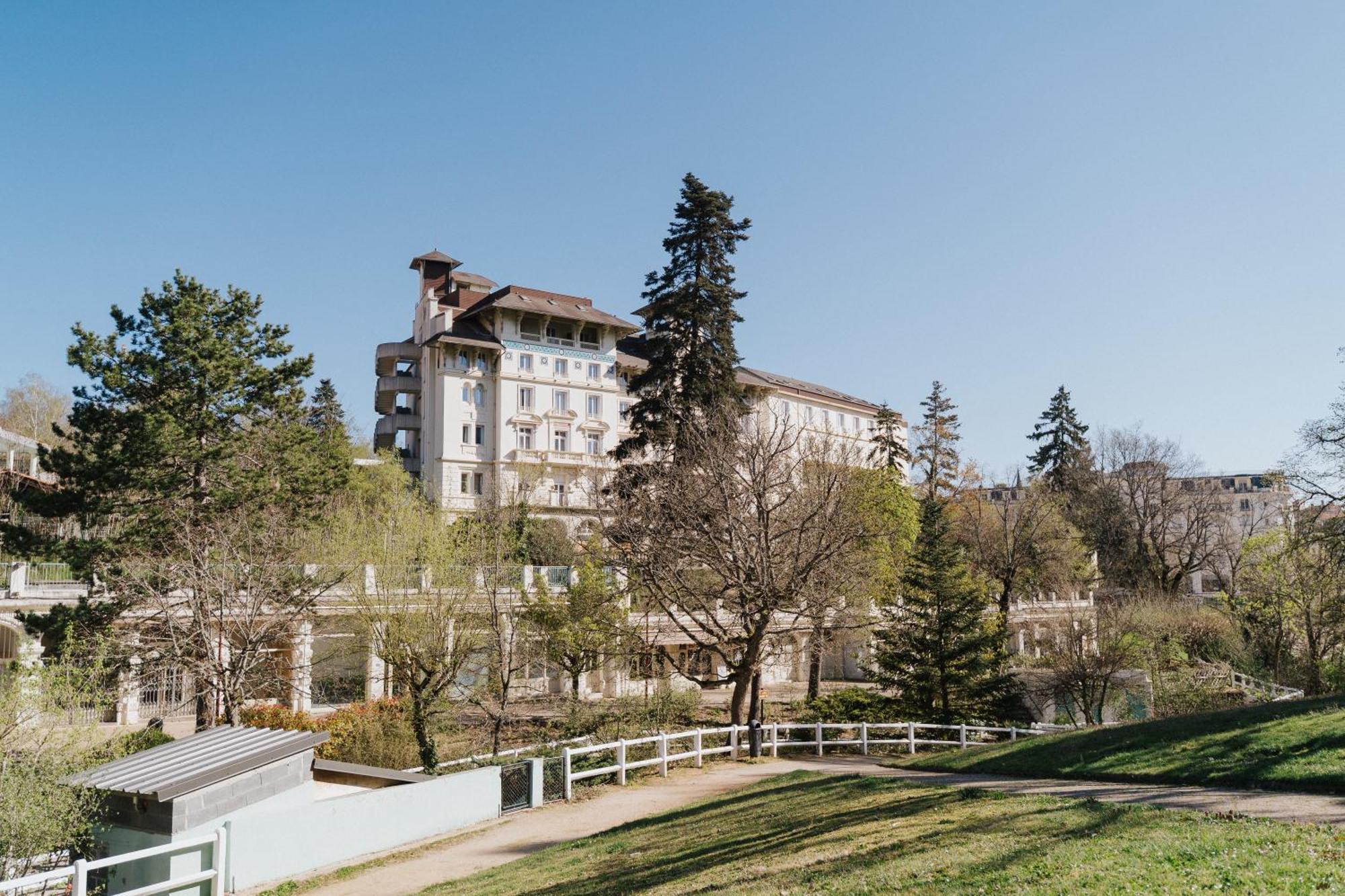 Le Cocon Du Parc - Charmant T2 Neuf Au Calme Chatel-Guyon Exterior photo